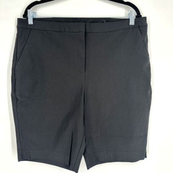 Chico's Flat Front Black Bermuda Utility Shorts Size 18 Size 3 Size XL Trouser - Picture 1 of 9